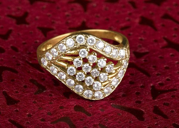 Anillo de diamantes